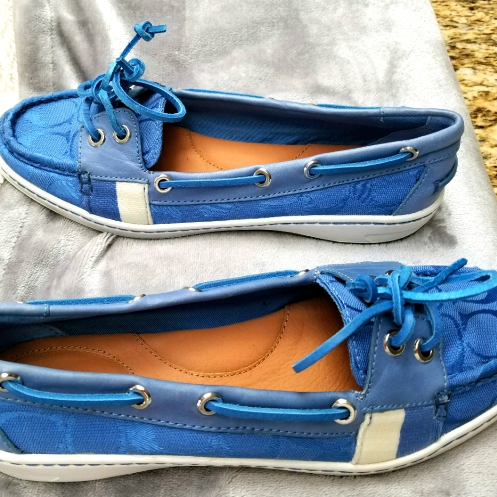 Womens COACH loafers